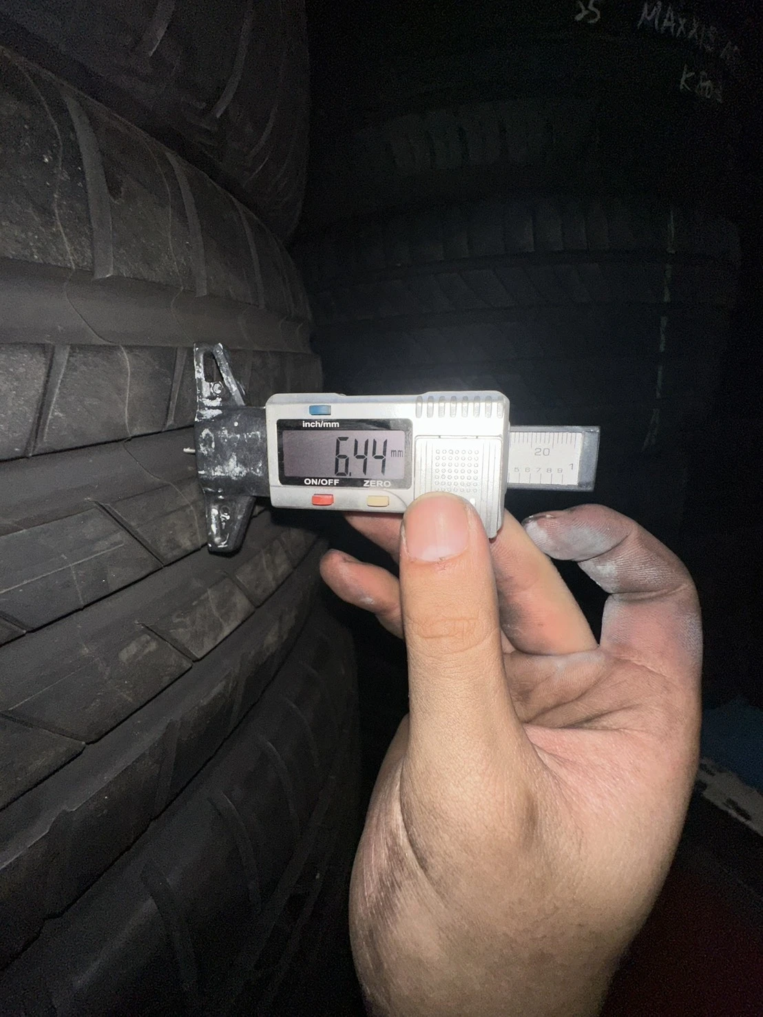 普利司通T005 EV（新胎） 235-45-18