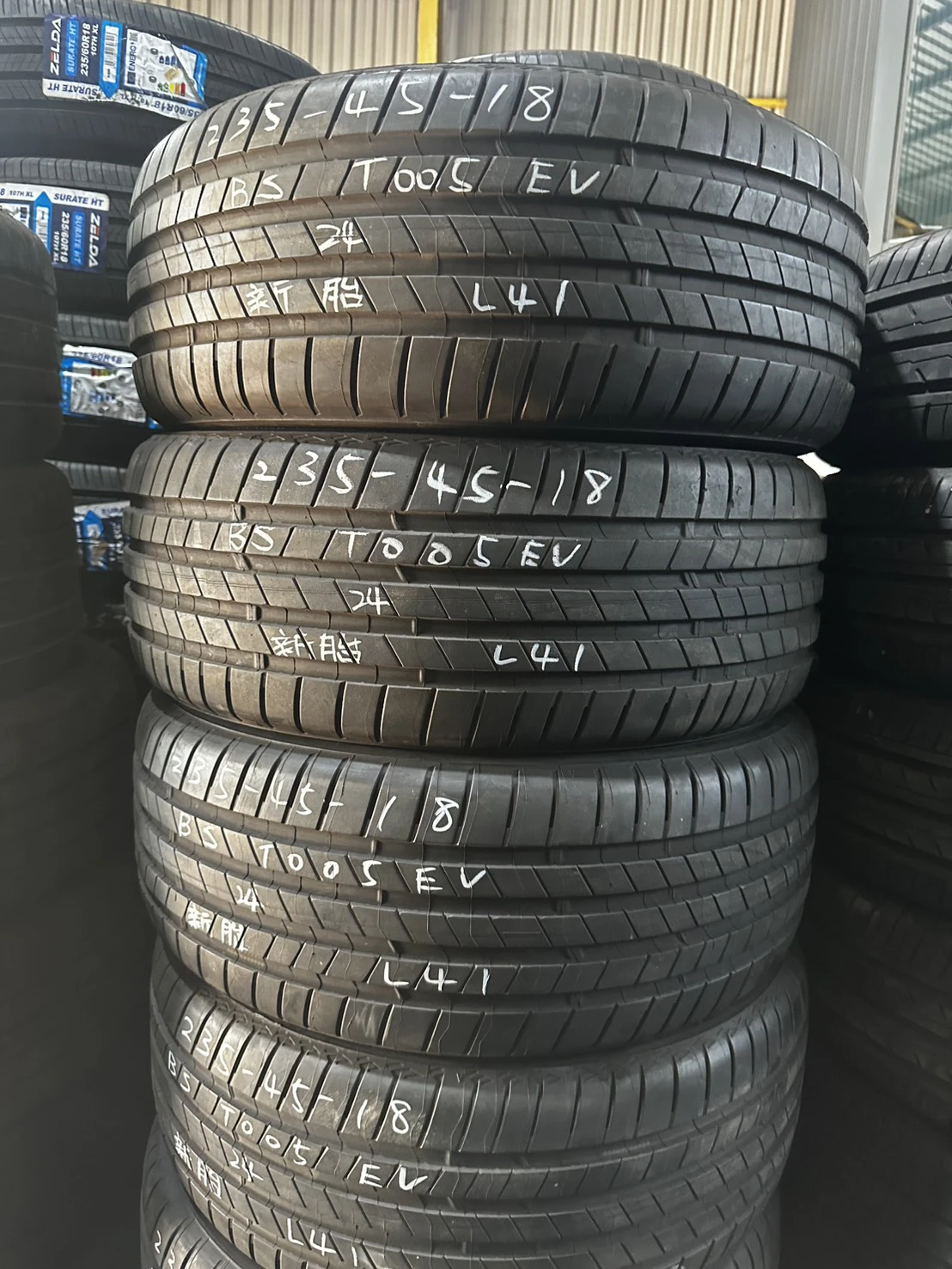 普利司通T005 EV 235-45-18