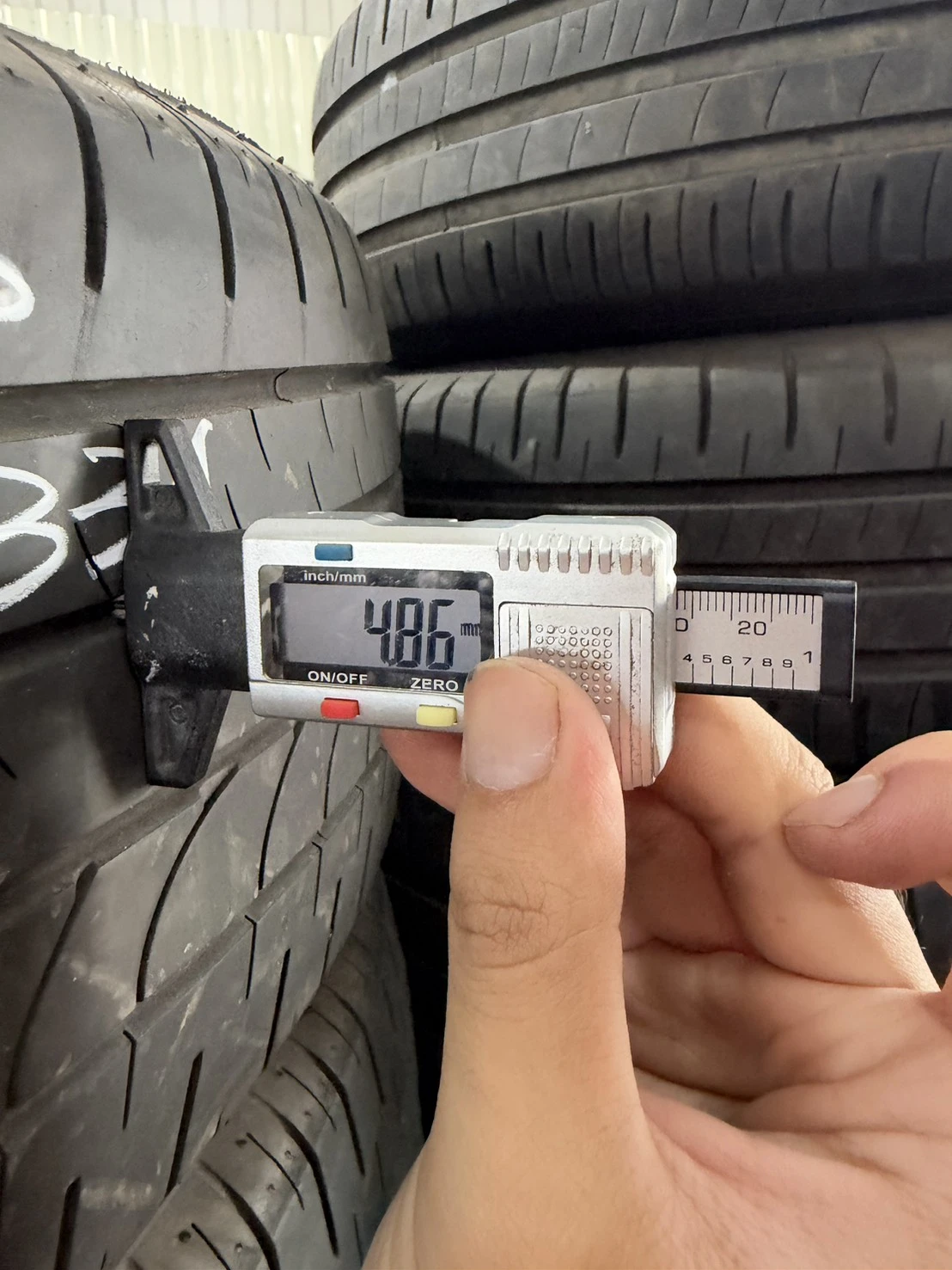 普利司通H/L33A 二條 235-55-20
