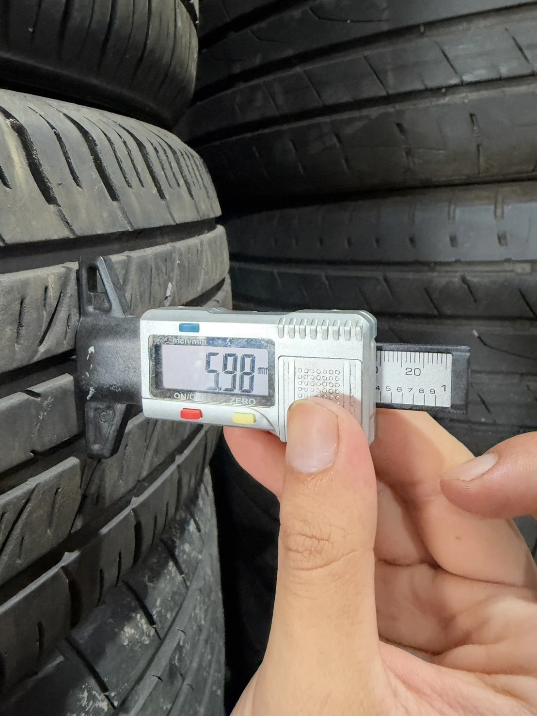 雷登R06 二條 205-70-15