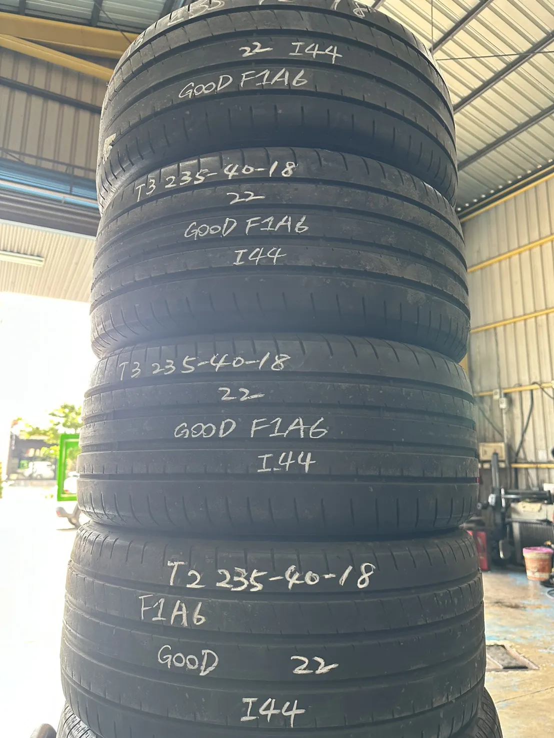 固特異F1A6 四條 235-40-18