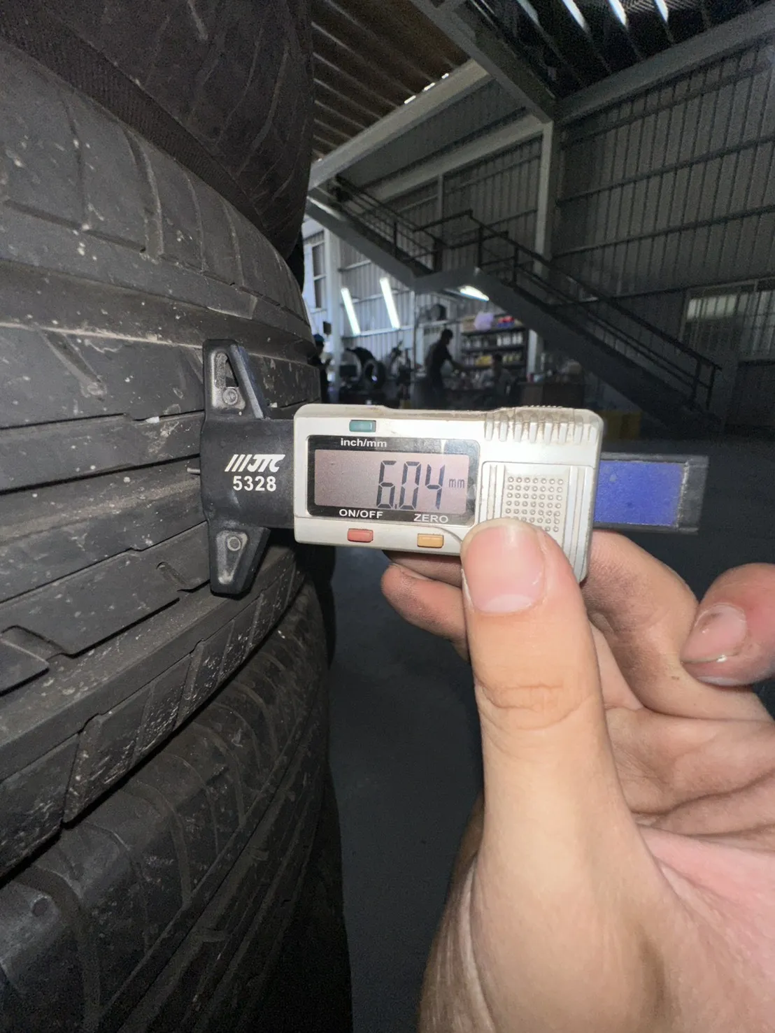 橫濱ES32 四條 175-65-14