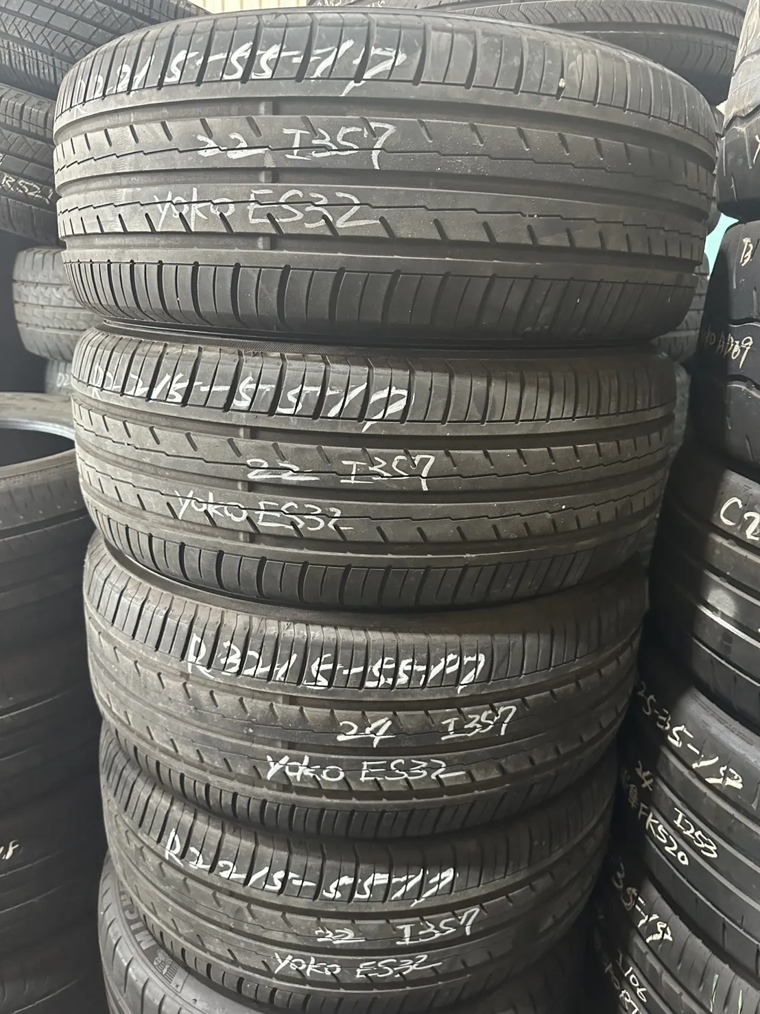 橫濱ES32 四條 215-55–17