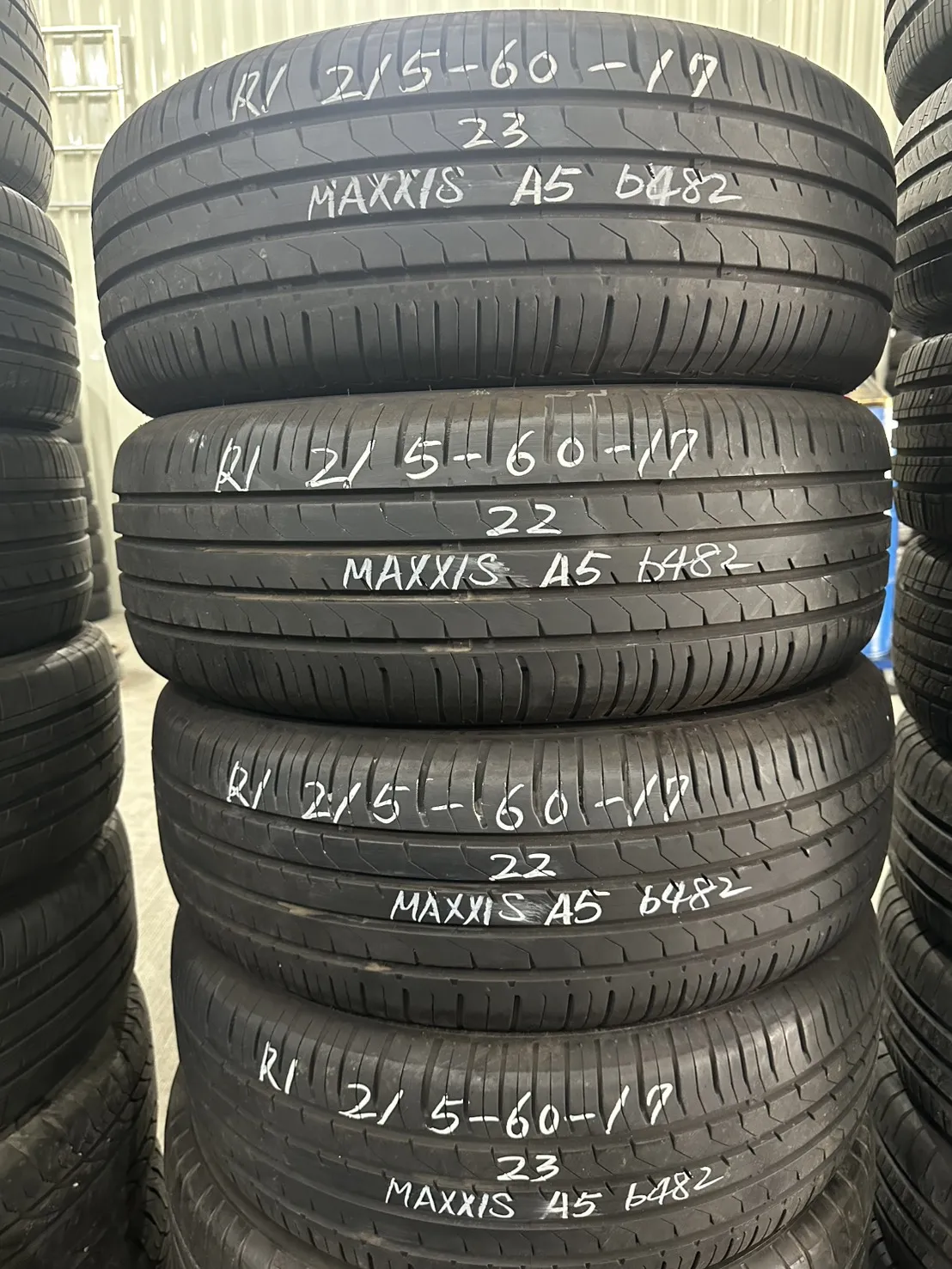 瑪吉斯A5 四條 215-60-17
