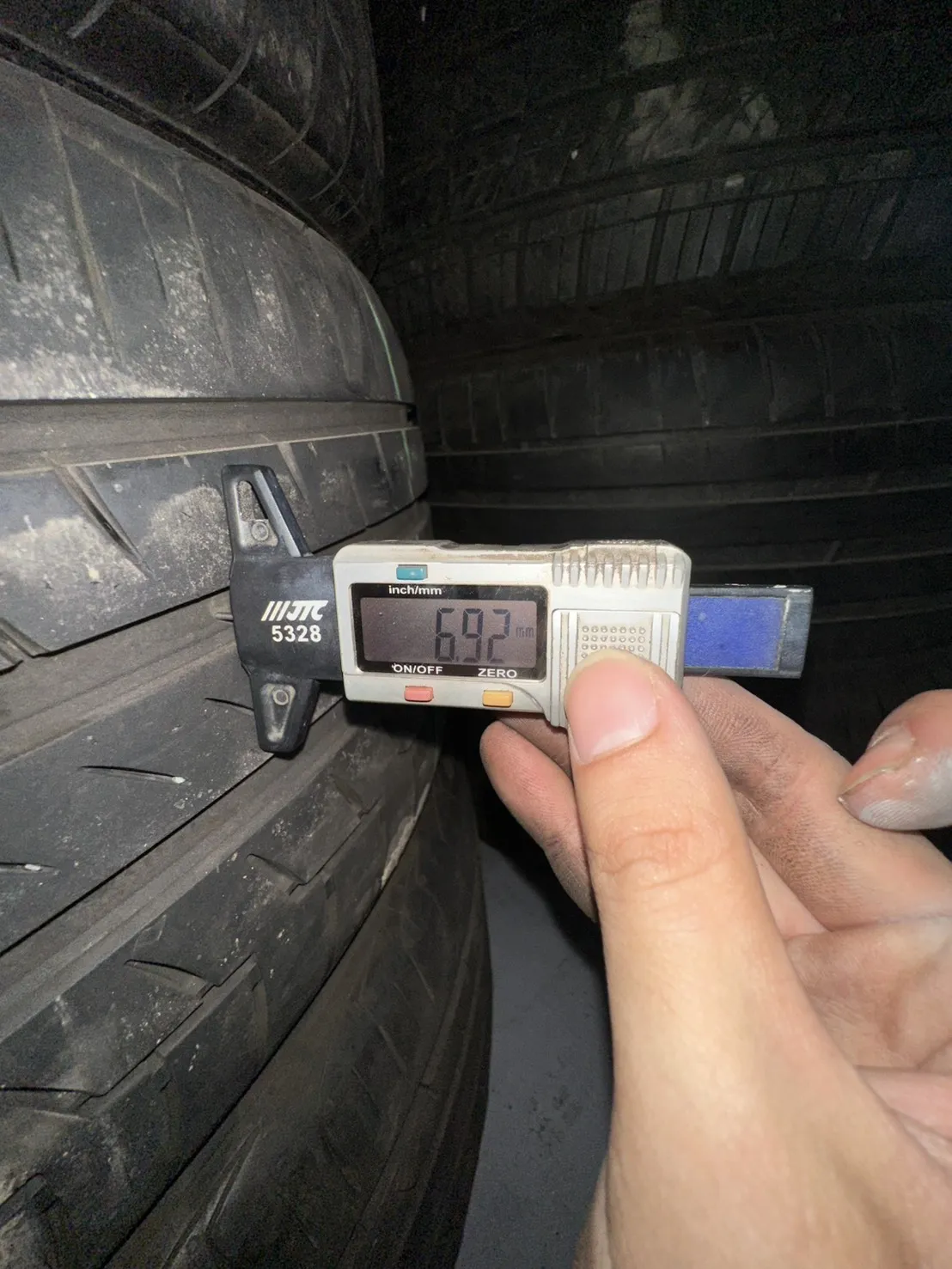 馬牌PC6 四條(二深二淺） 235-45-18