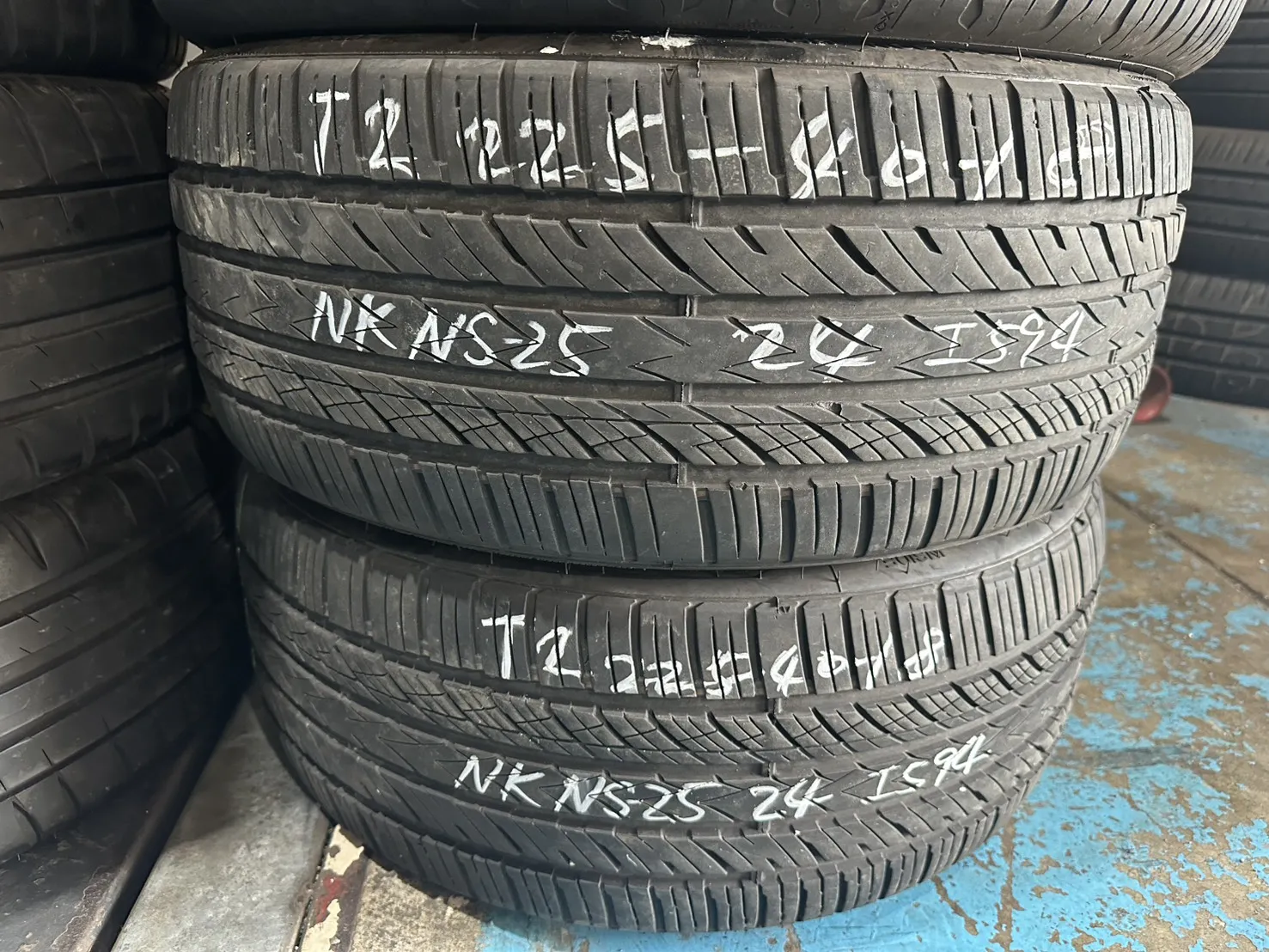 南港NS-25 二條 225-40-18