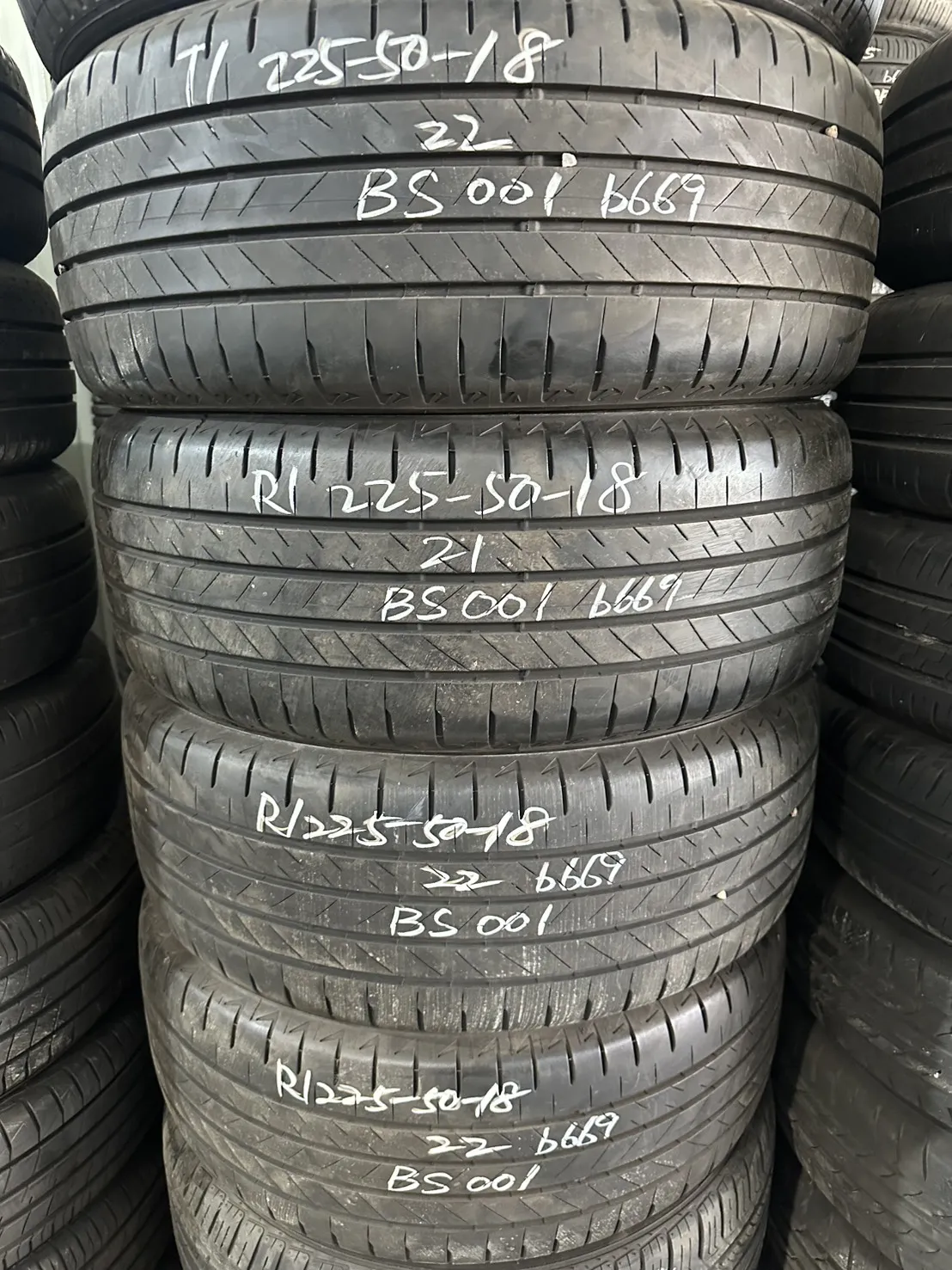 普利司通001 四條 225-50-18