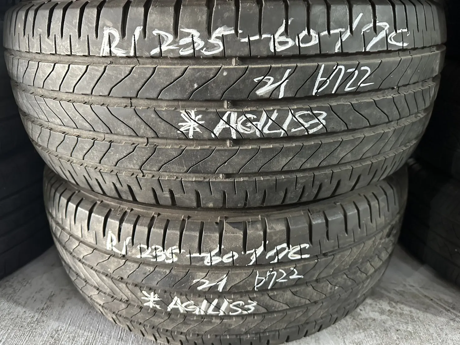 米其林AGILIS3 二條 235-60-17c