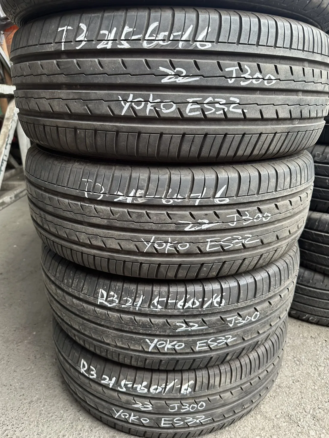 橫濱ES32 四條 215-60-16