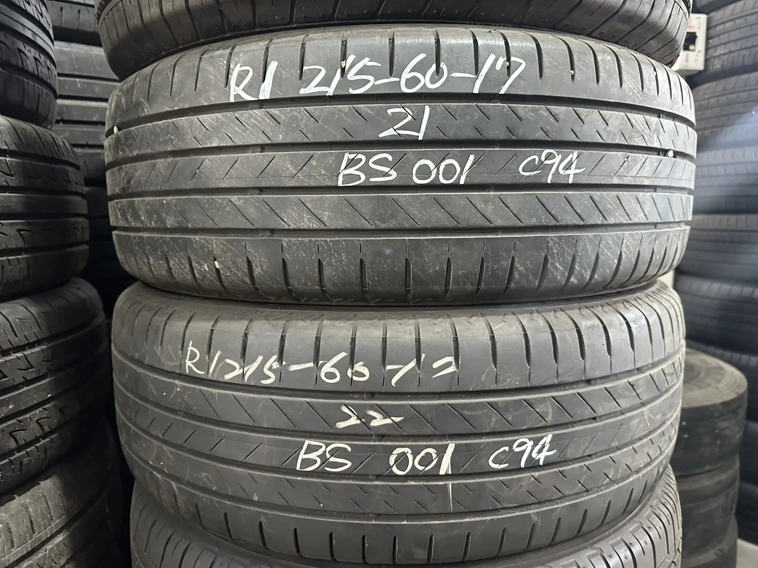 普利司通001 二條 215-60-17