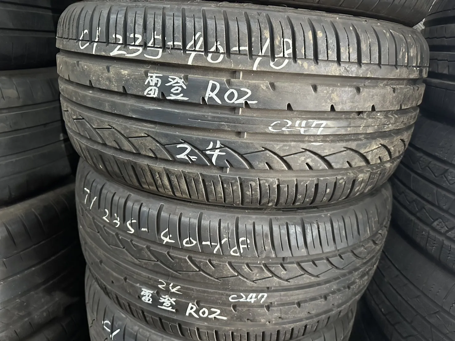 雷登R02 二條 235-40-18
