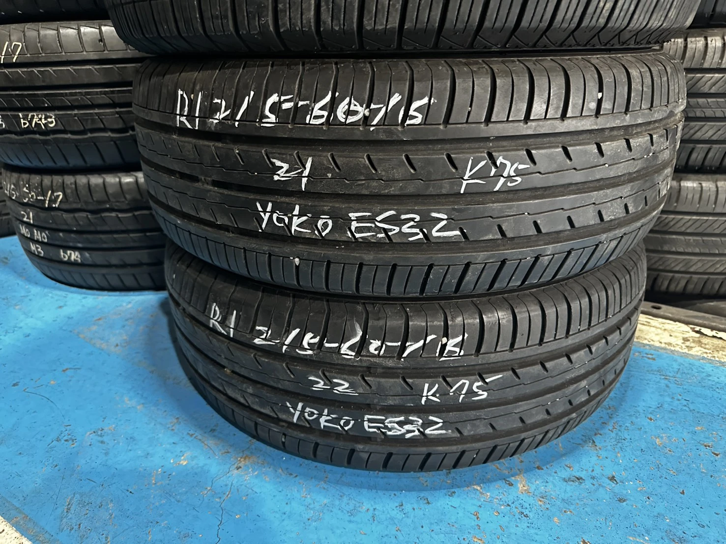 橫濱ES32 215-60-16