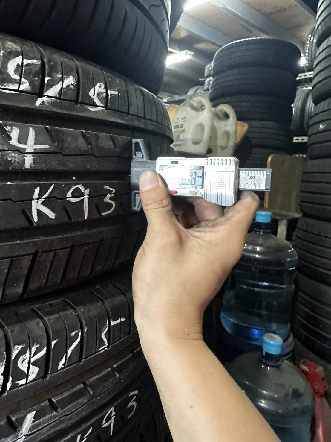 橫濱ES32(4.88mm) 195-65-15