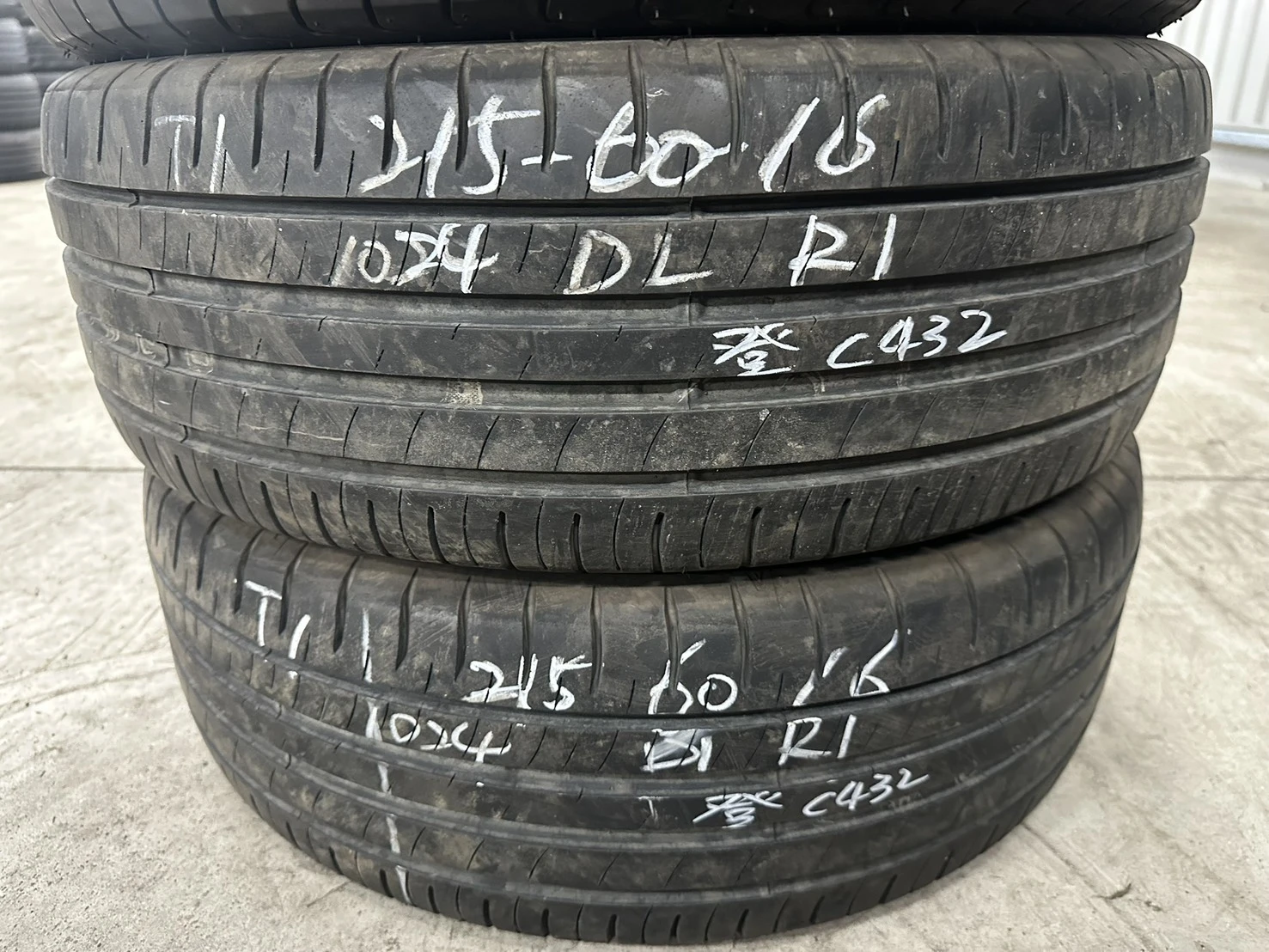 登錄普R1 二條 215-60-16