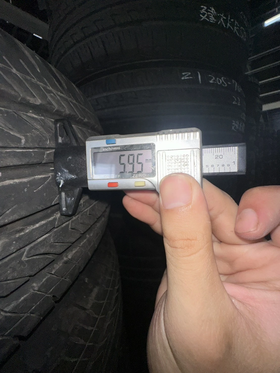 建大KR30 四條 215-60-16
