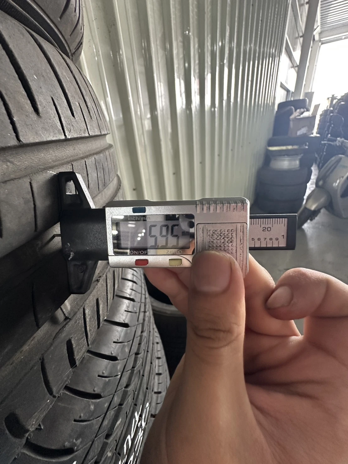 登錄普R1 二條 195-55-15 