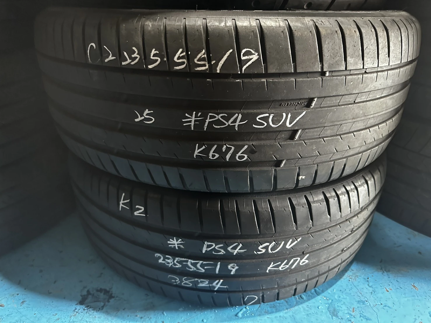 米其林PS4 SUV 235-55-19