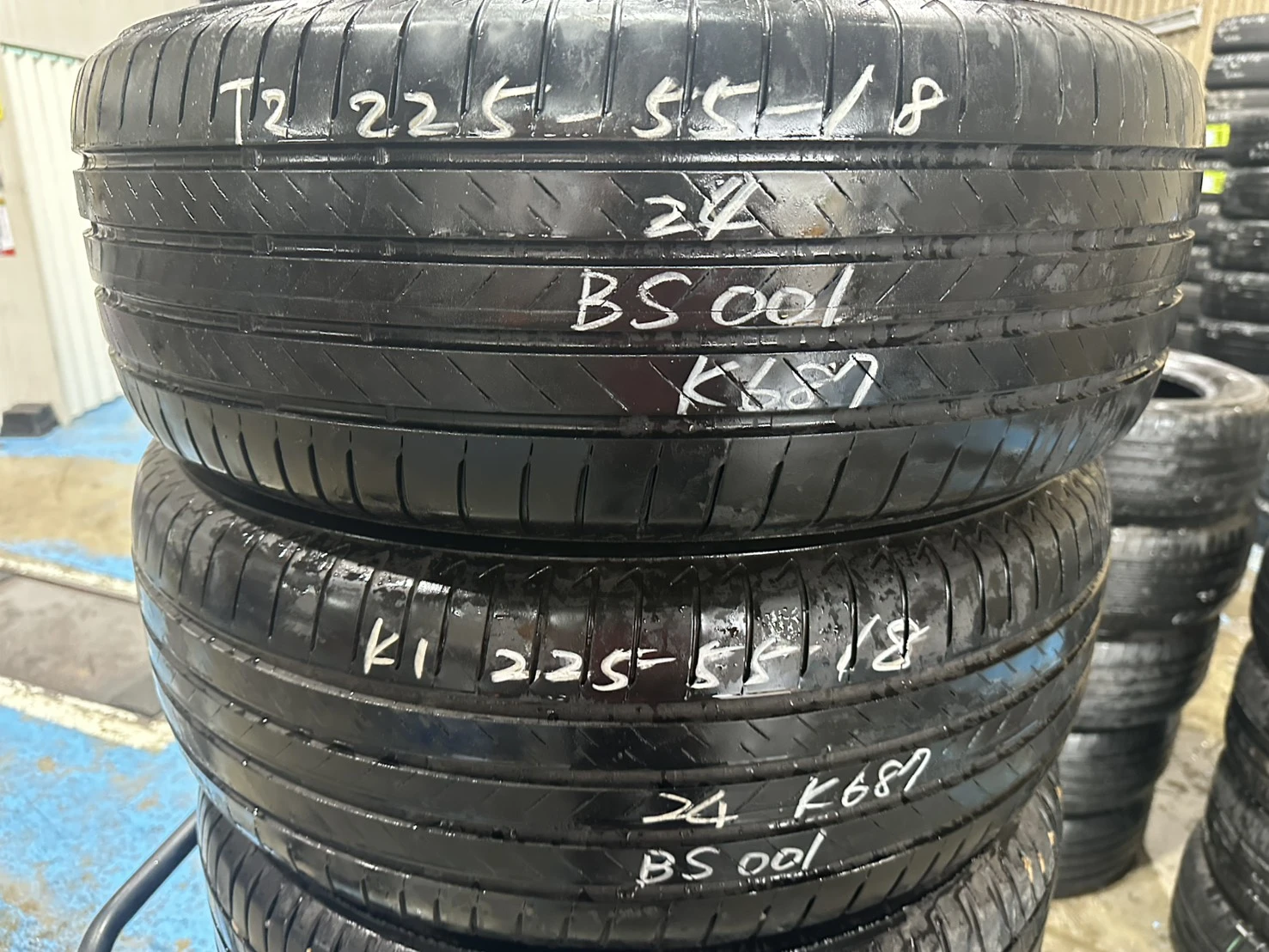 普利司通001 225-55-18