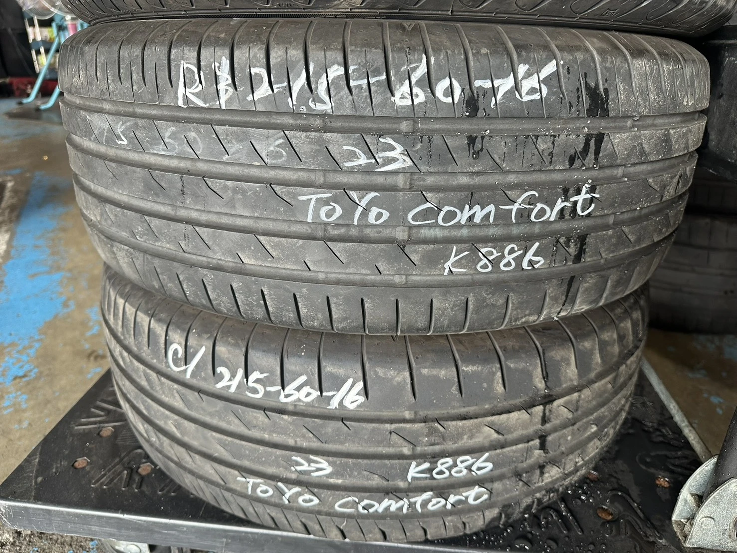 東洋comfort 215-60-16
