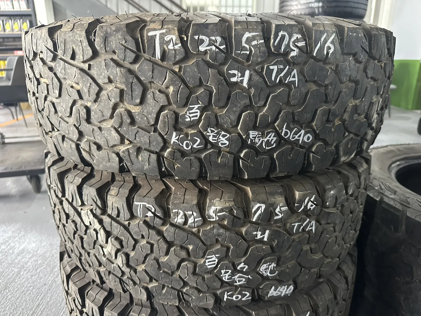 百路馳K02 T/A 二條 225-75-16