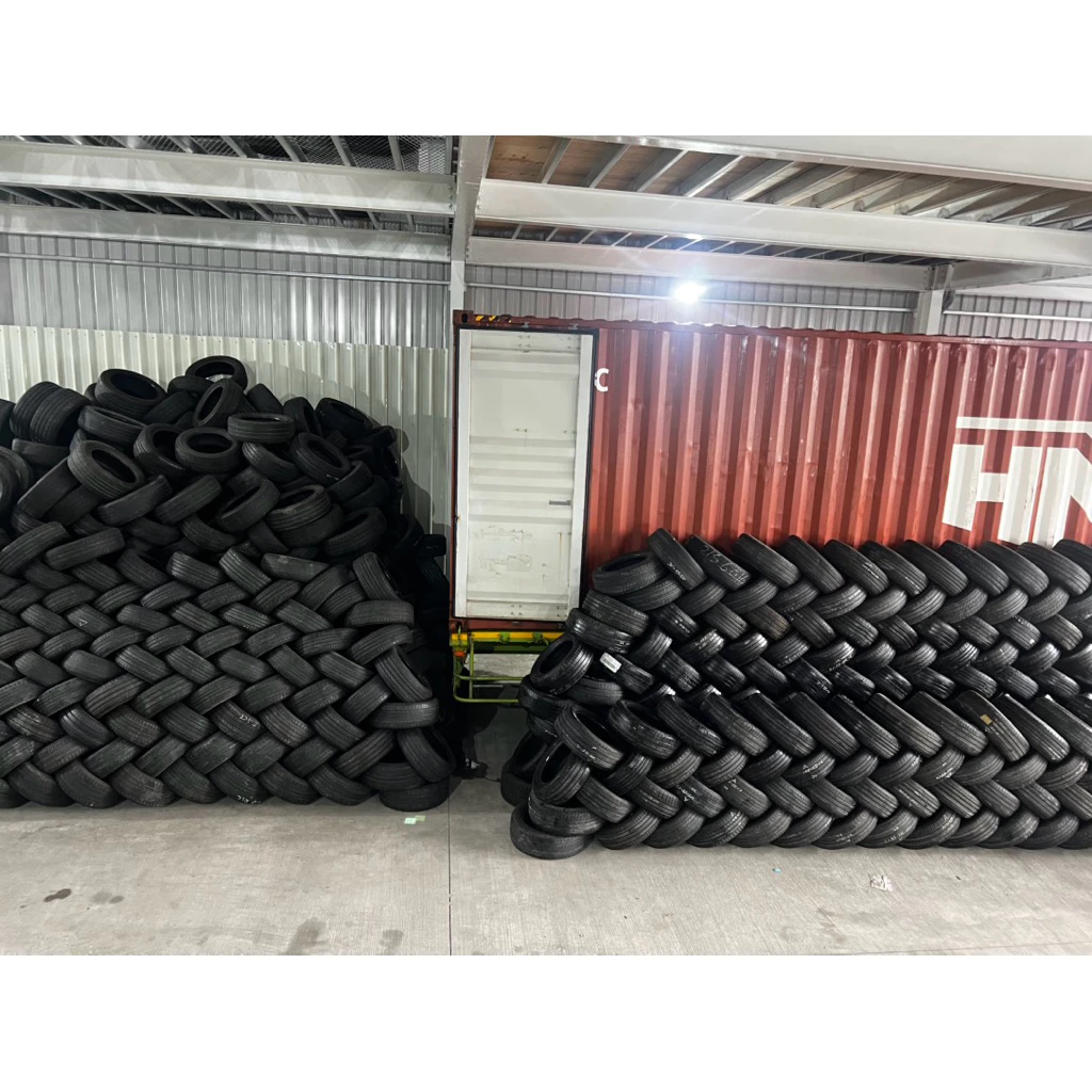 H319登祿普050 215-55-18兩條4000含裝 9成深度6.55mm 21、22年