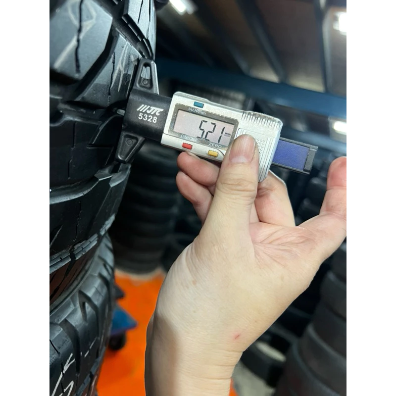 F6固鉑235-55-18四條7000含裝ATT胎8成深度5.21mm