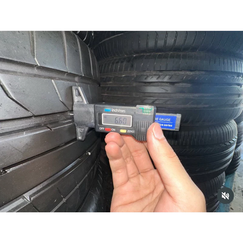 G614馬牌CSC5 245-35-18兩條5000 9成 深度6.6mm