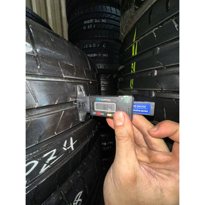 H147倍耐力PZ4 255-45-18兩條5000含裝 9成深度6.54mm 21.23年