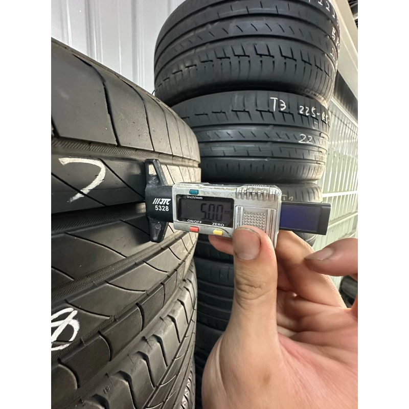 a538米其林PM4 215-45-17兩條3000含裝‼️8成深度5mm‼️22年