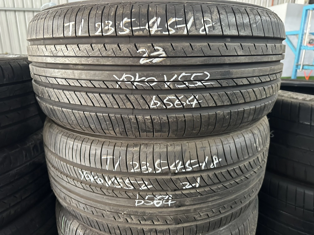 橫濱V552 二條 235-45-18