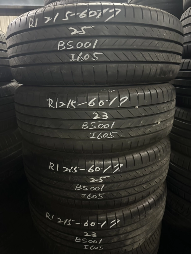 普利司通001 四條 215-60-17