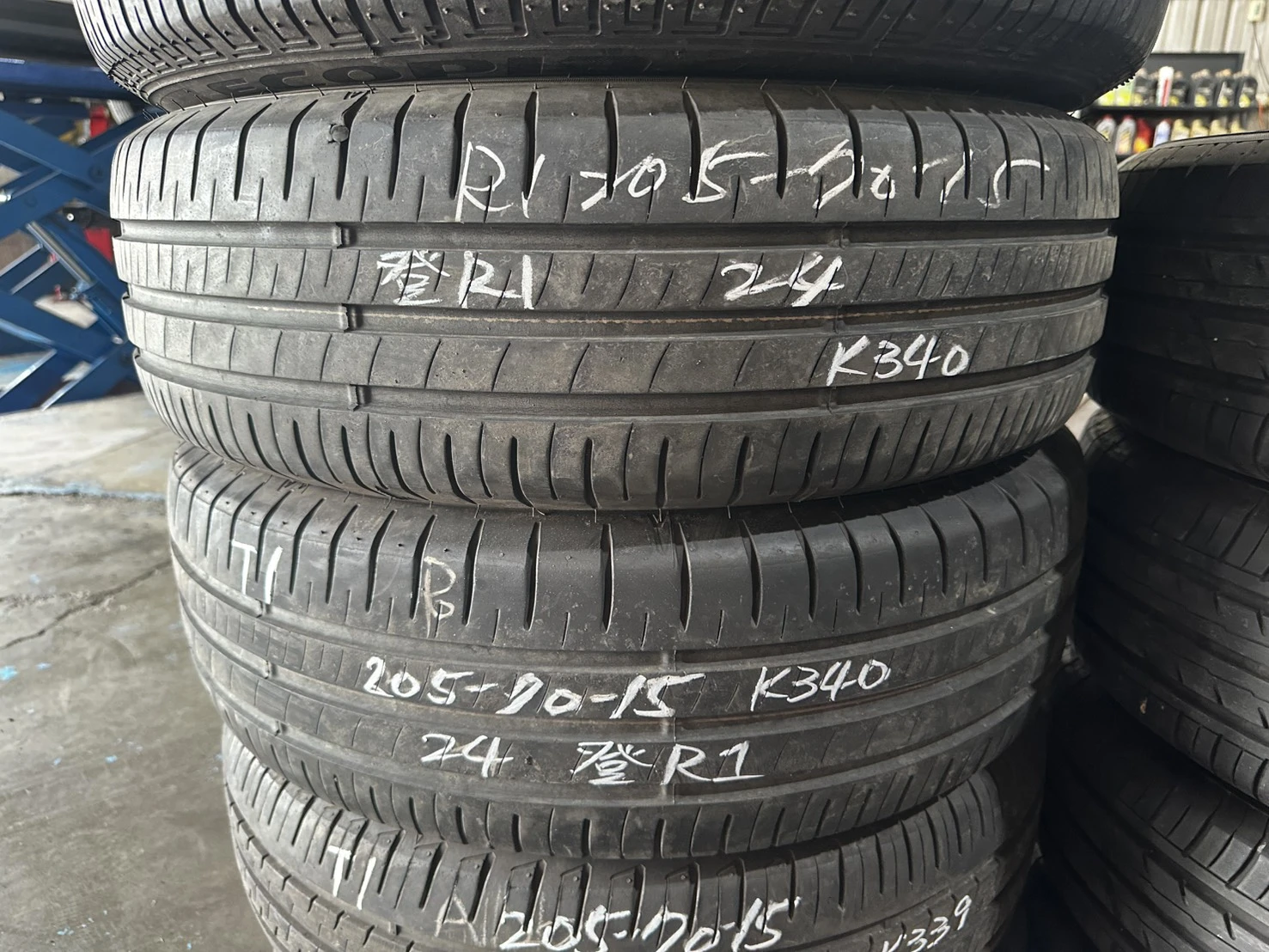登錄普R1 205-70-15
