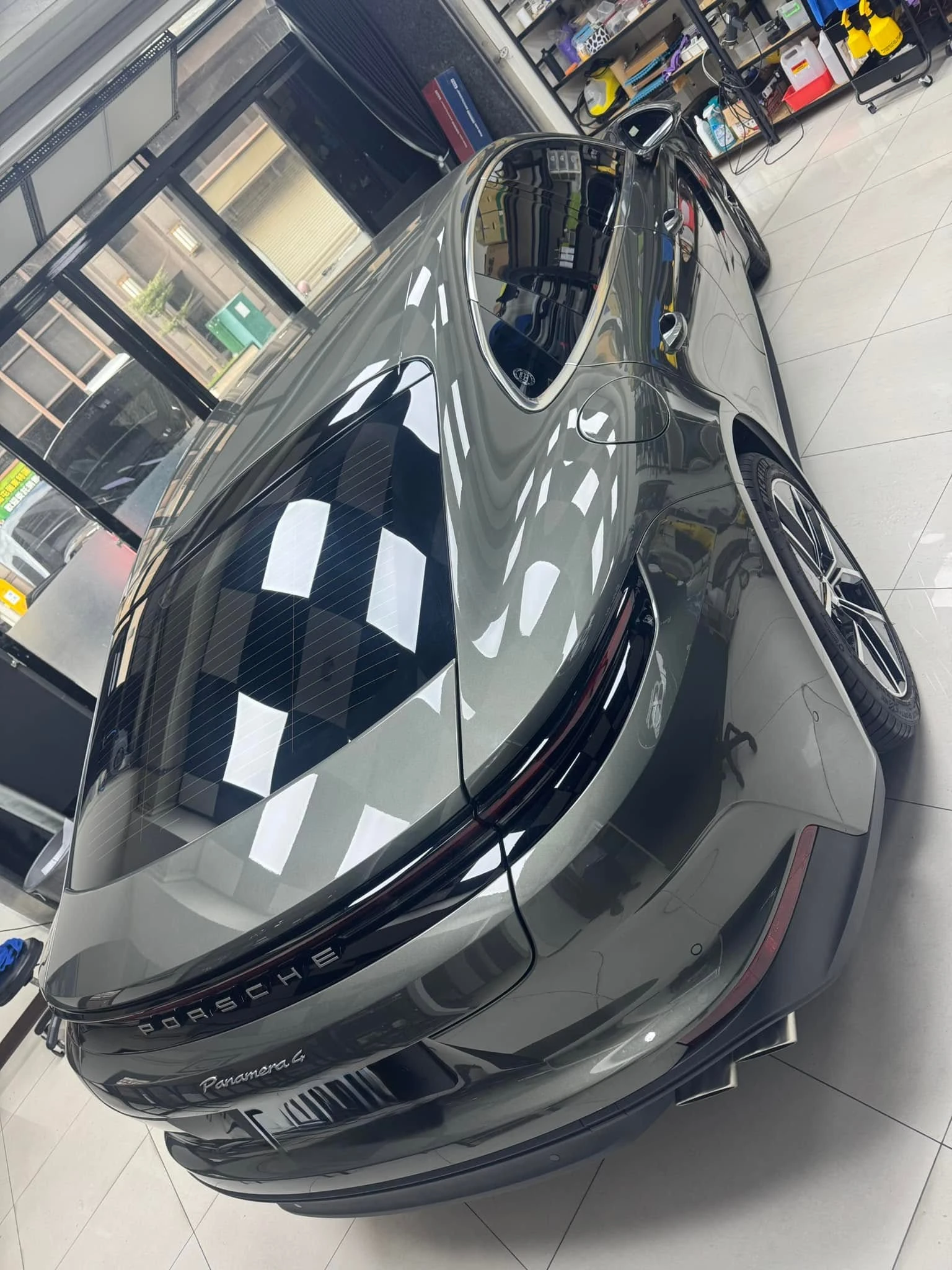 Porsche Panamera新車落地全車KSG TPU透明犀牛皮保護膜施工+內裝按鍵.飾板保護膜