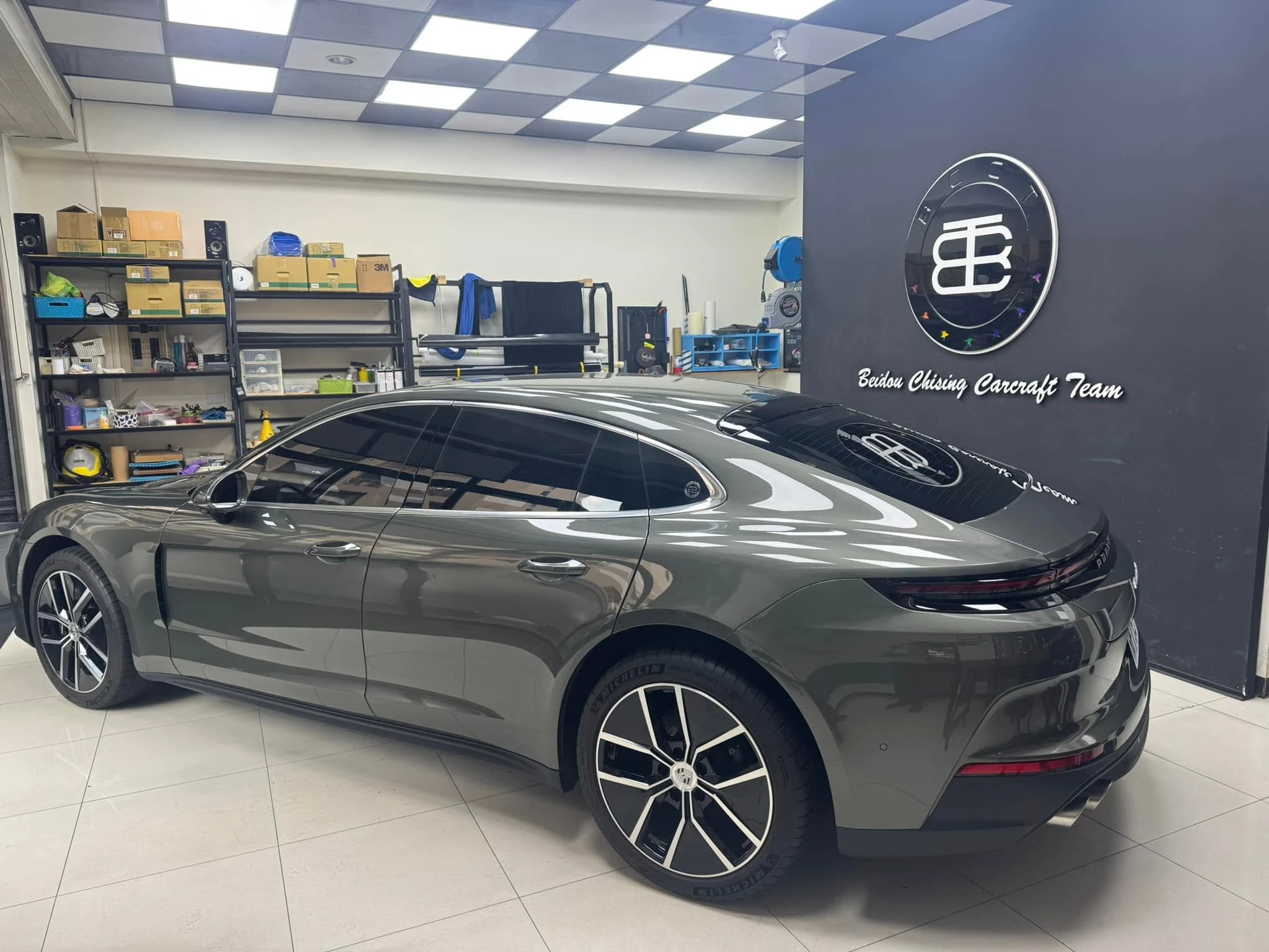 Porsche Panamera新車落地全車KSG TPU透明犀牛皮保護膜施工+內裝按鍵.飾板保護膜