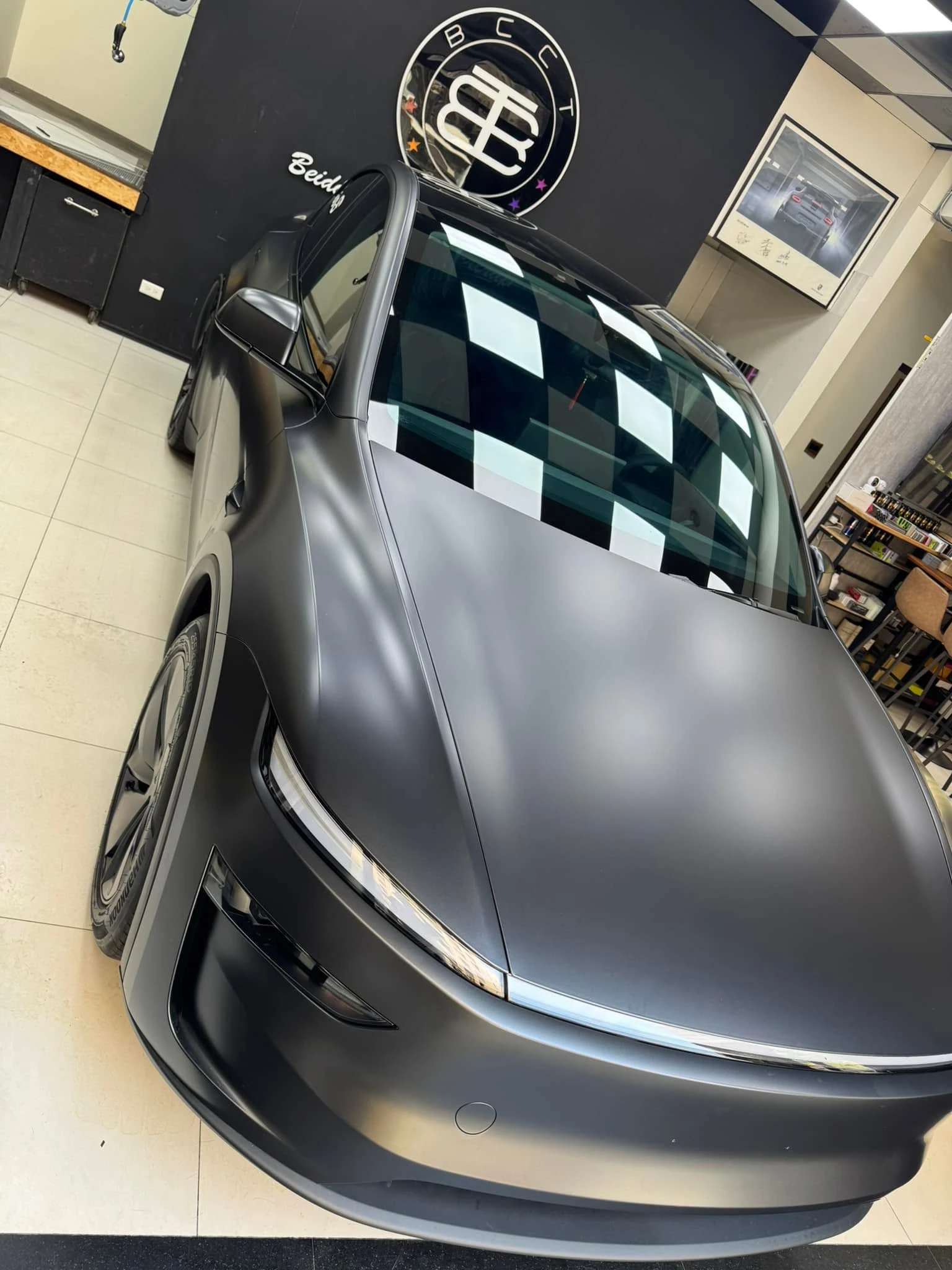 TESLA models Y新車落地全車KSG消光TPU犀牛皮, 堅持純手工無使用化學添加物施工，貼好貼滿