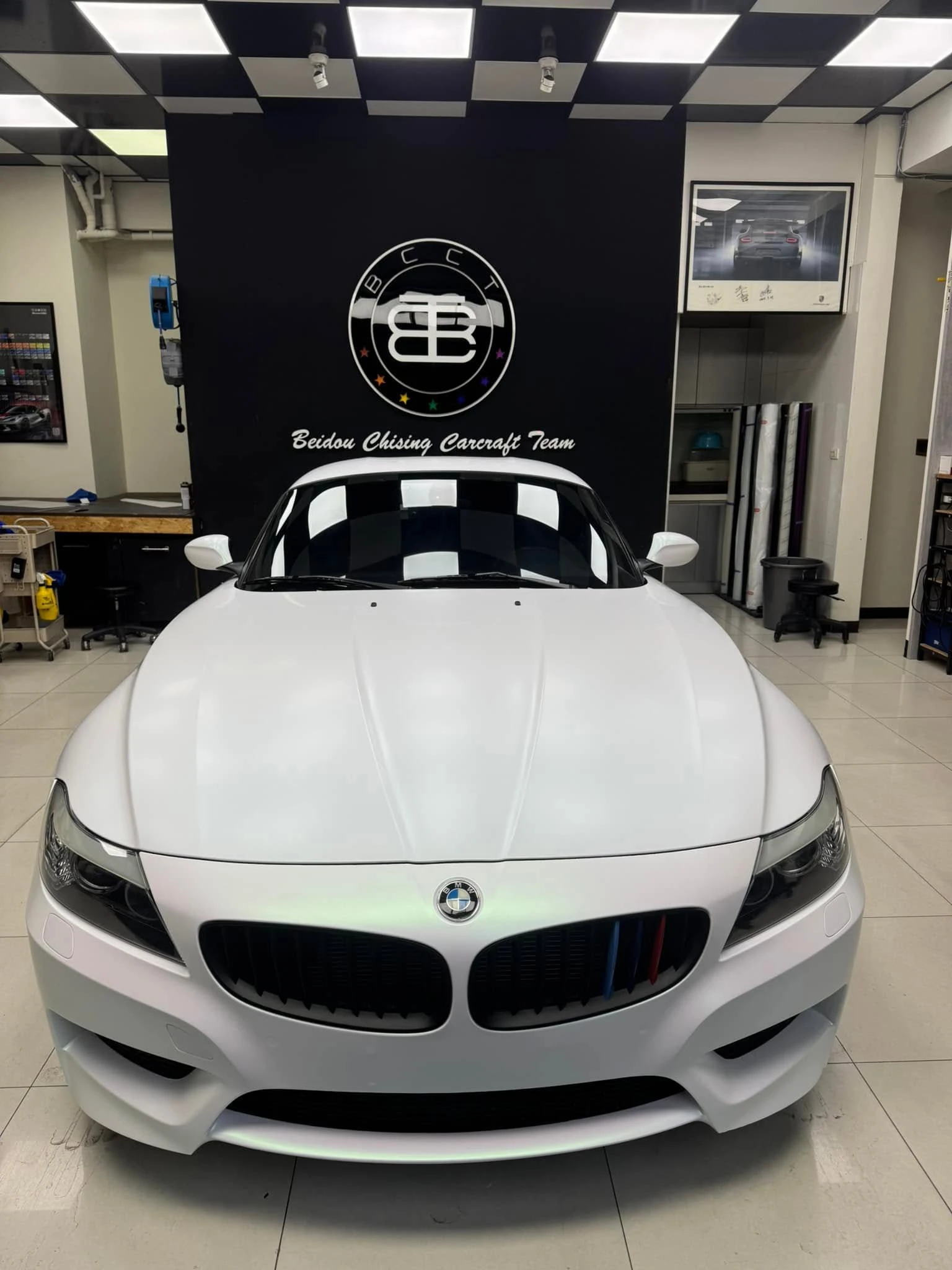 BMW Z4全車TYONE 品牌TPU材質幻彩曙光白犀牛皮改色膜