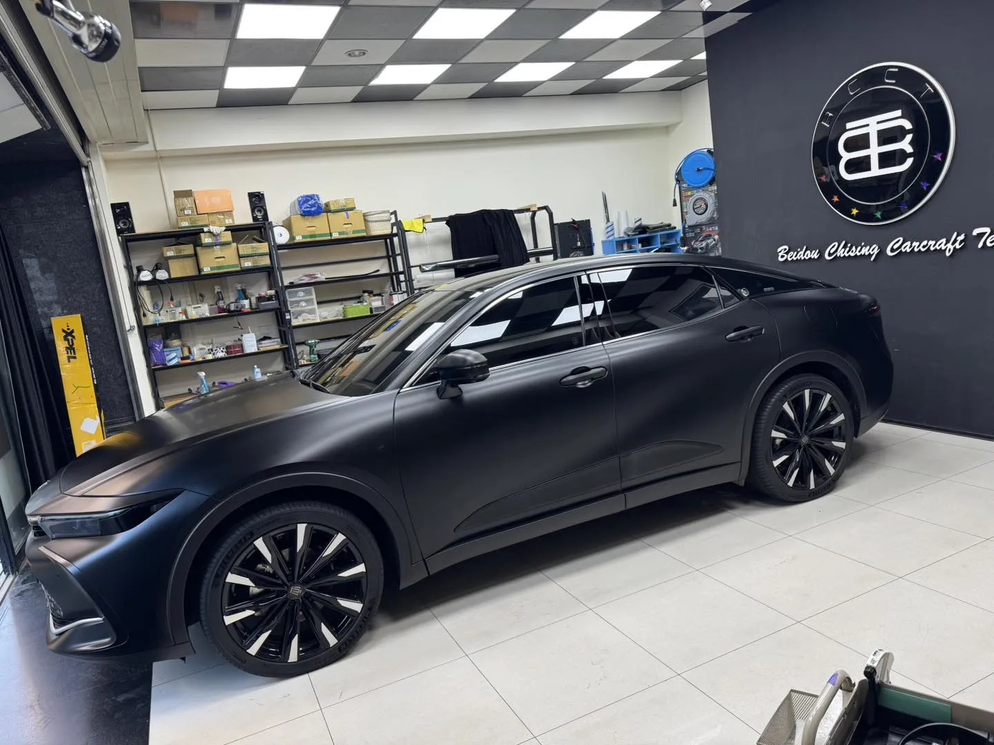 Toyota Crown全車KSG消光TPU