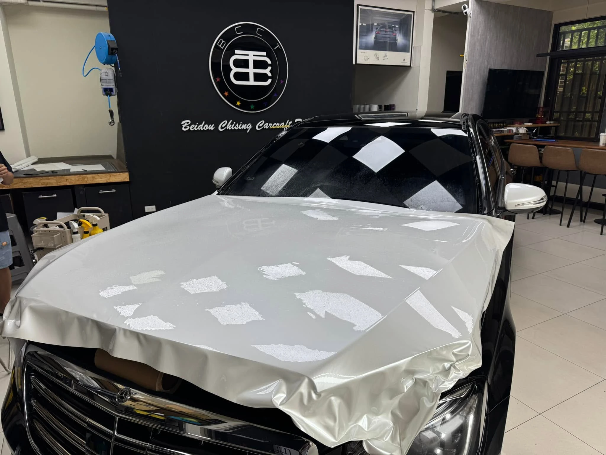 賓士 S450全車施工TPU材質珍珠白犀牛皮改色膜