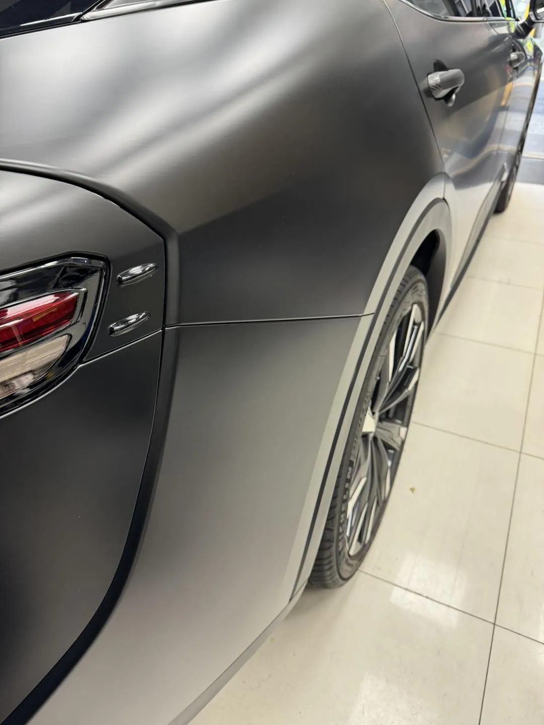 Toyota Crown全車KSG消光TPU