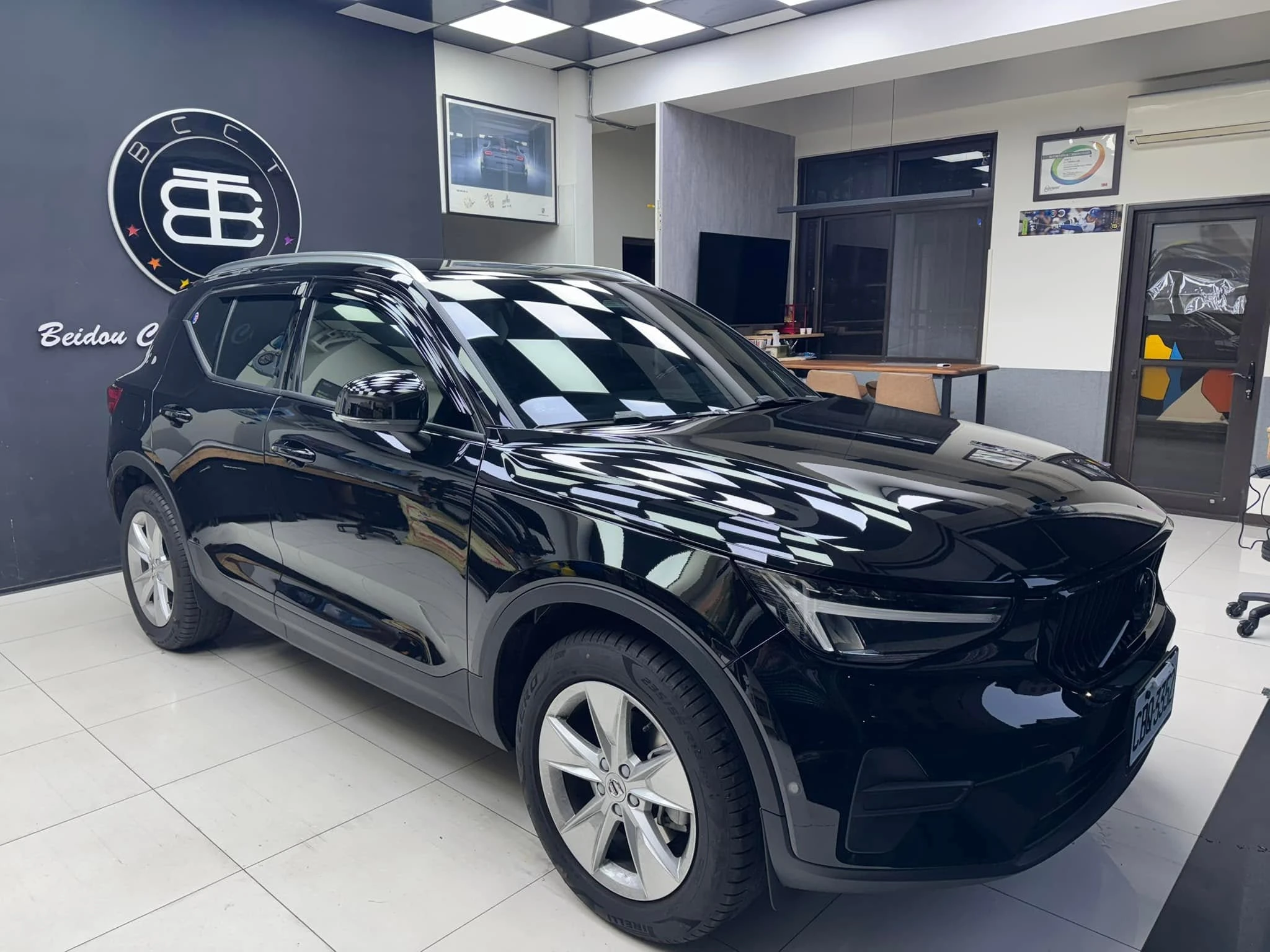 VOLVO XC40全車XPPF 透明亮面TPU犀牛皮保護膜