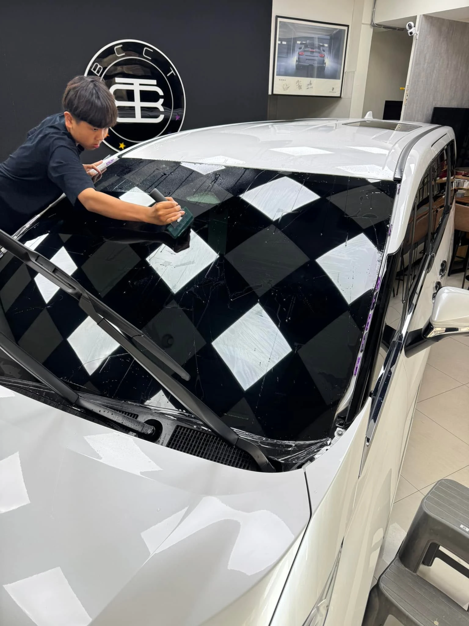 LEXUS LM500h新車落地全車KSG TPU透明犀牛皮保護膜施工+KSG前擋風玻璃保護膜