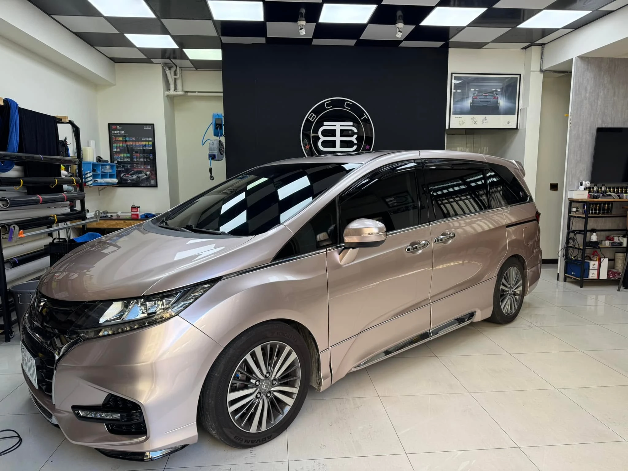 HONDA odyssey 全車施工TPU材質,阿卡金？玫瑰金？iPhone金？犀牛皮改色膜