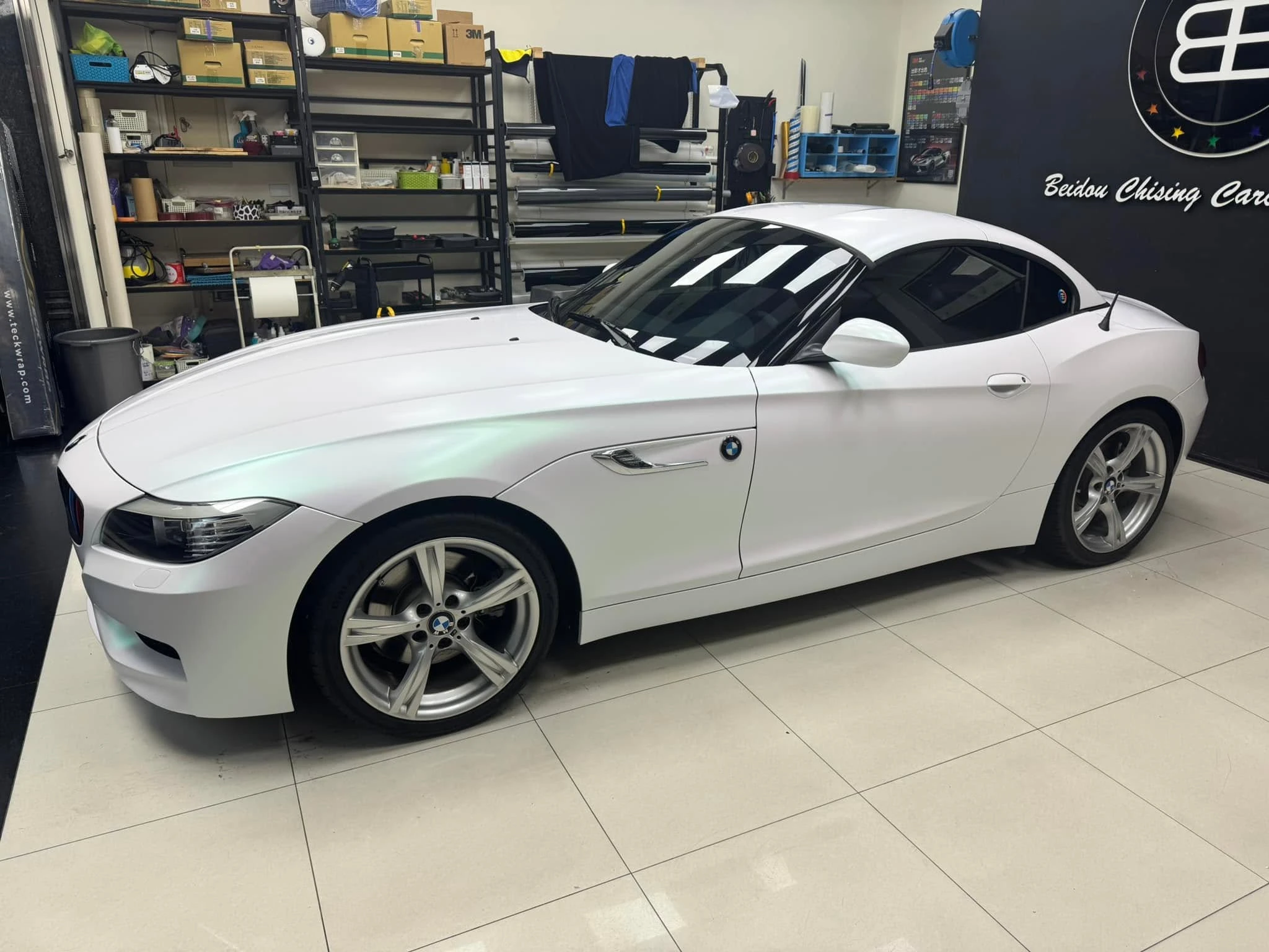 BMW Z4全車TYONE 品牌TPU材質幻彩曙光白犀牛皮改色膜