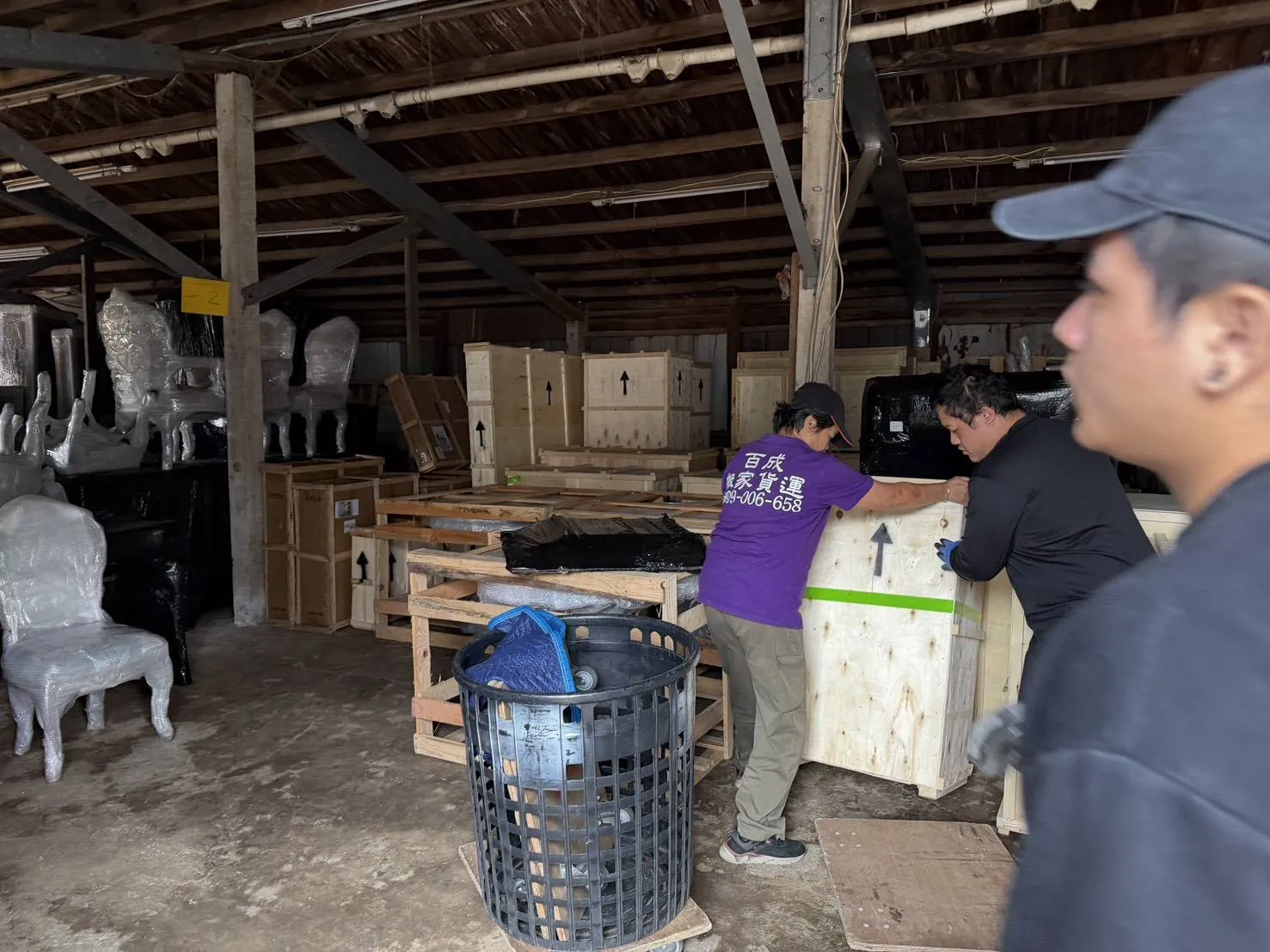 餐廳設備加藝術品搬運｜台北搬家｜台北搬家推薦