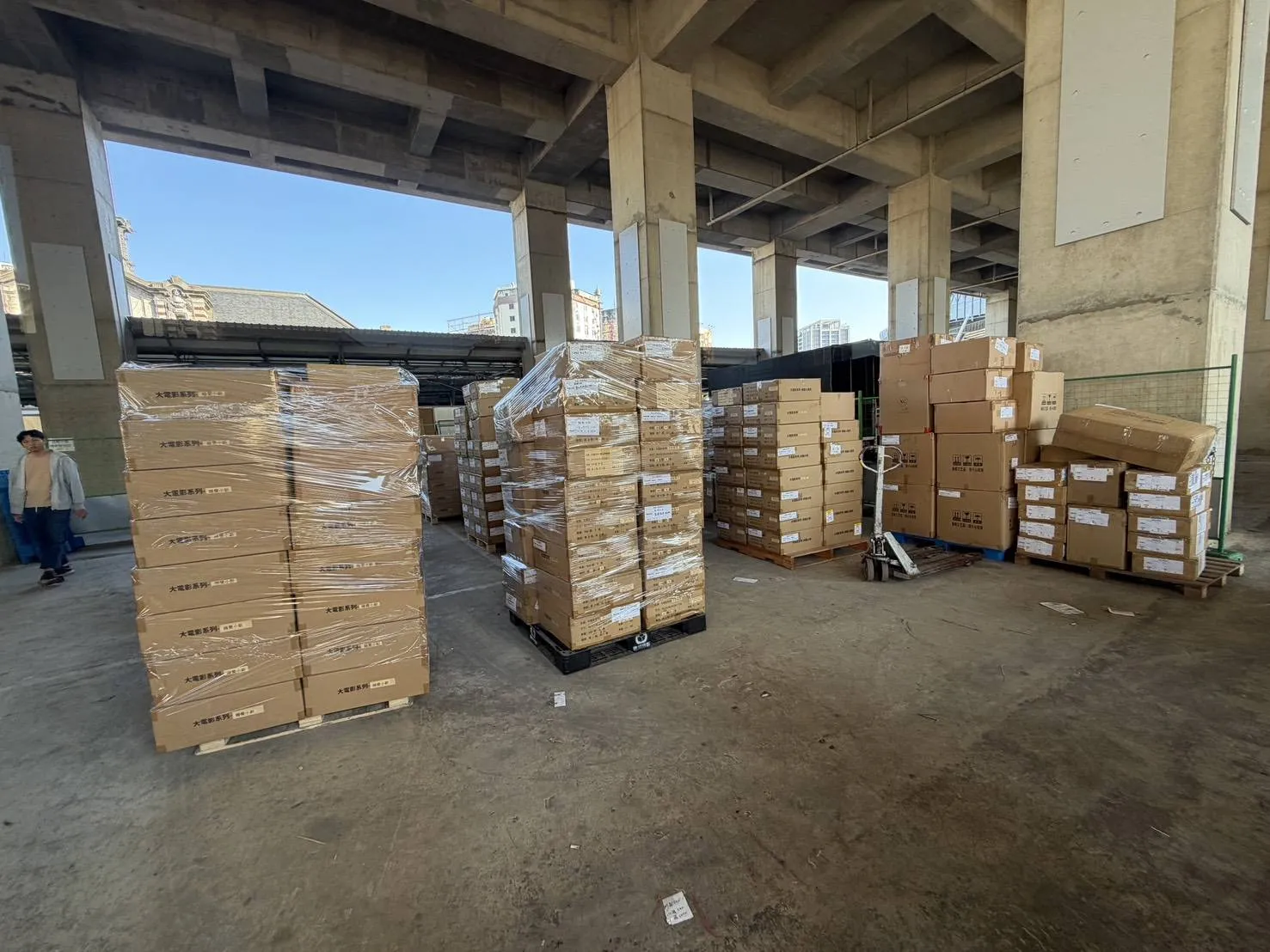 台中驛站撤場搬運｜台北搬家公司｜台北搬家推薦