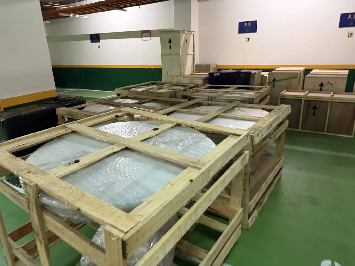 餐廳設備加藝術品搬運｜台北搬家｜台北搬家推薦