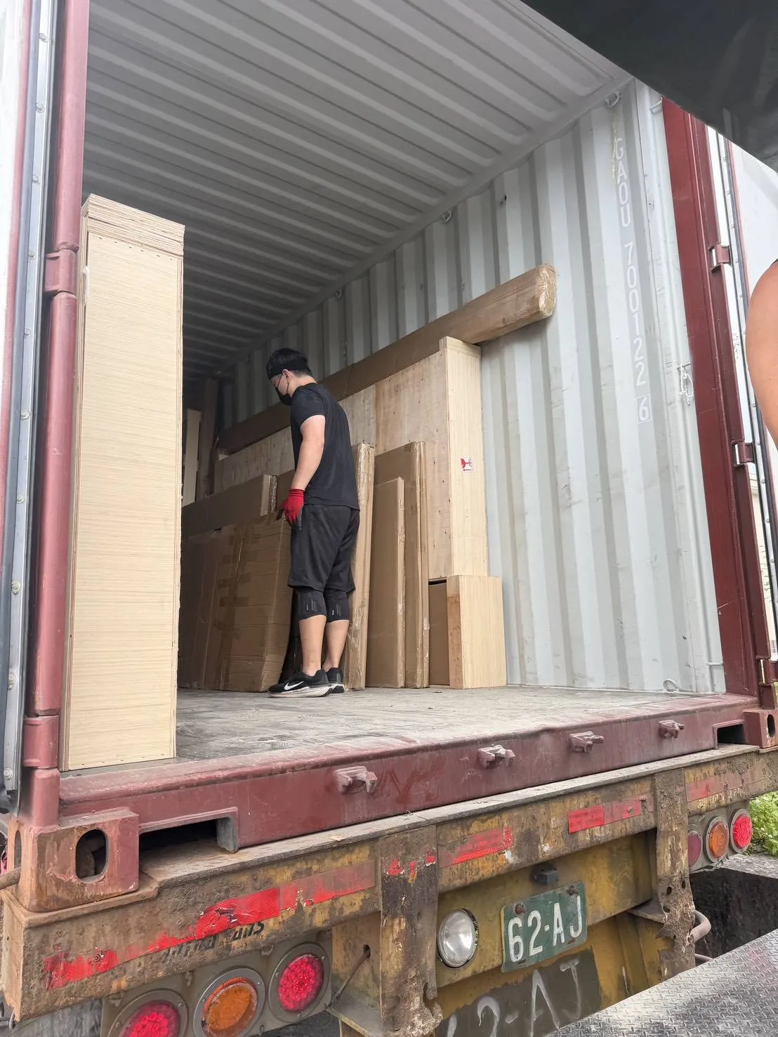 宜蘭拆貨櫃搬運｜宜蘭拆貨櫃｜宜蘭搬運
