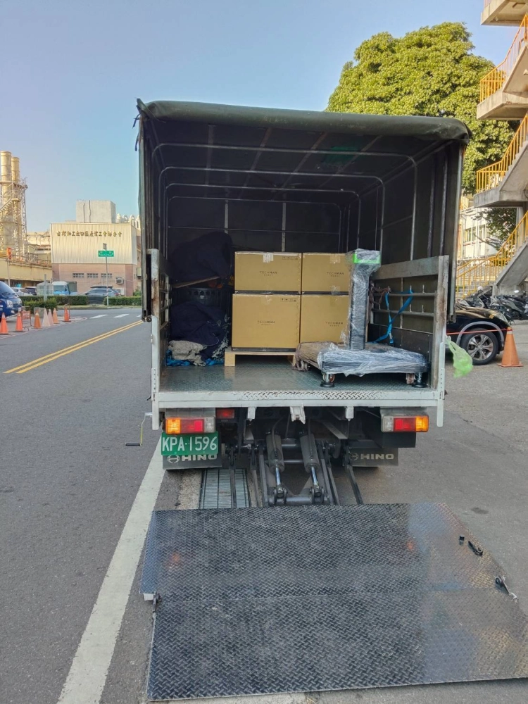 機器搬運 重量495公斤｜台北搬家公司｜台北搬家推薦