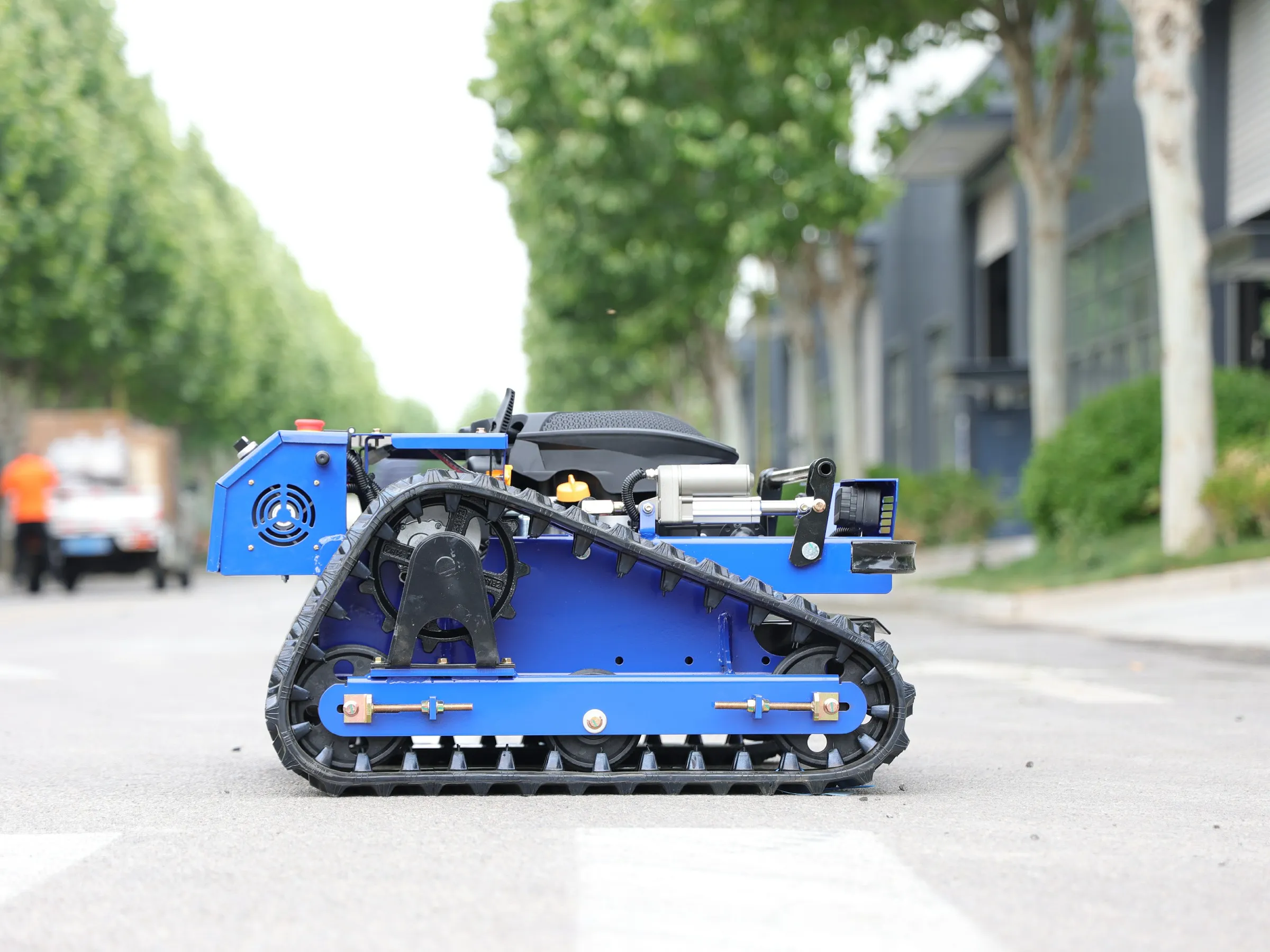 遙控無人割草機 HYQL500S