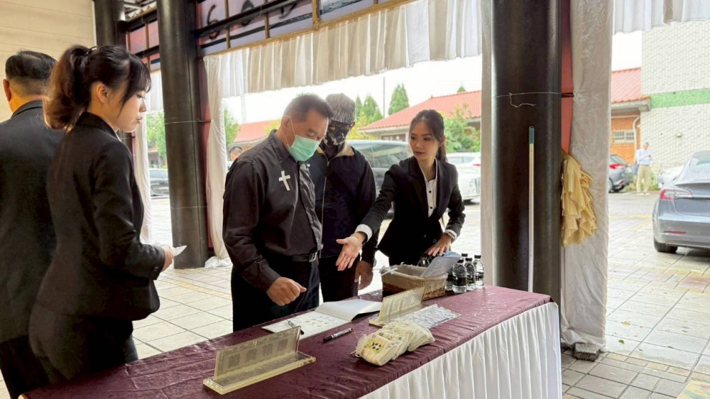 主內徐金英姊妹